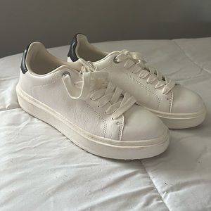 Steve Madden Catcher White Black Sneakers